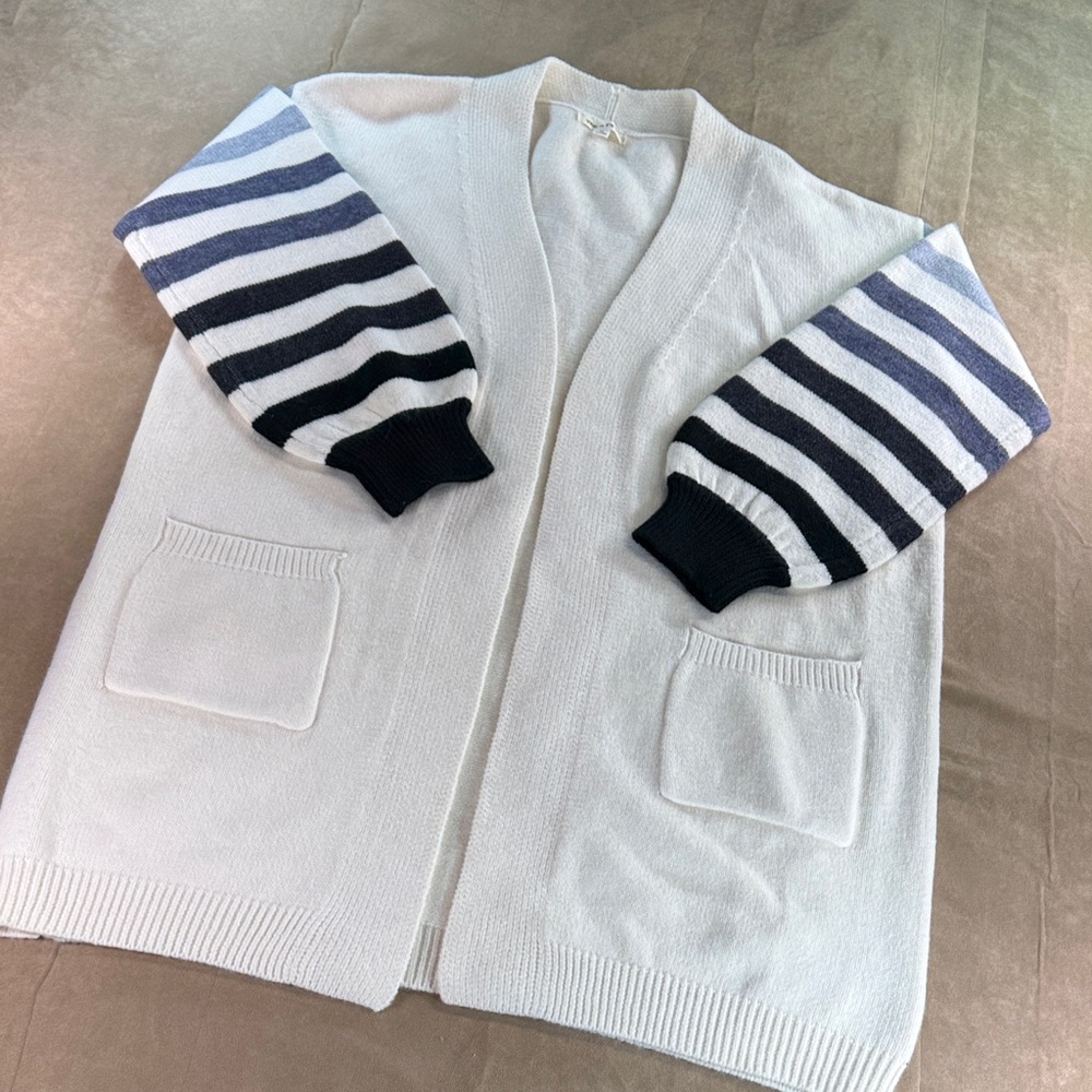 Tea n Rose White Cardigan with Blue Striped Sleeves